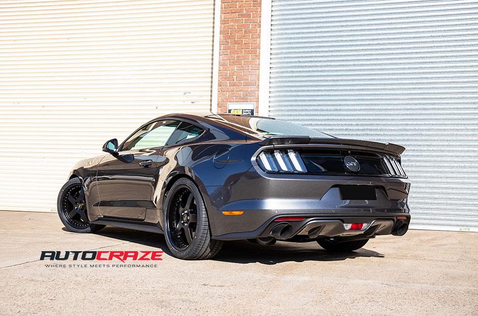 FORD MUSTANG FR